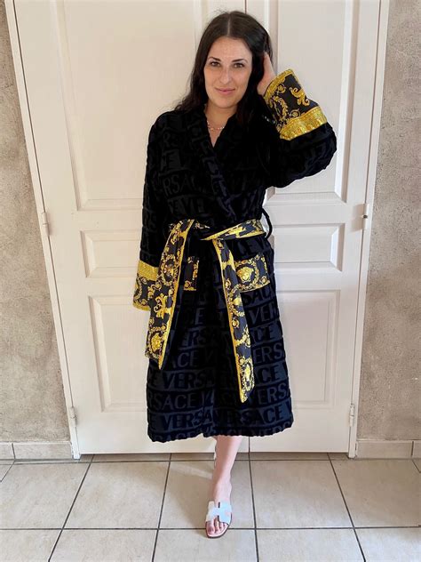 versace robe review